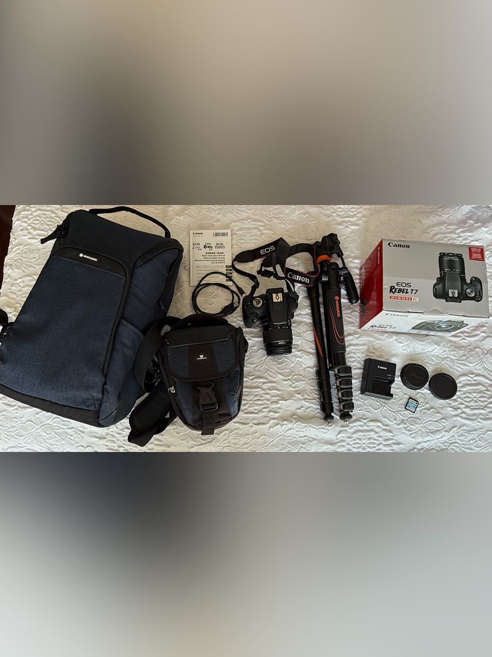 Canon Eos RebelT7 DSLR with 18-55mm Image Stabilizer Lens + extras - Picture 3 of 13
